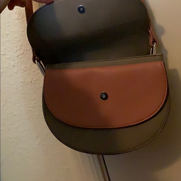 Over the shoulder purse - Picture 3 of 5